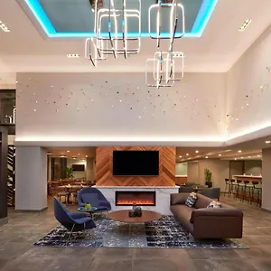 Hotel Fairfield By Marriott Downtown, Montreal