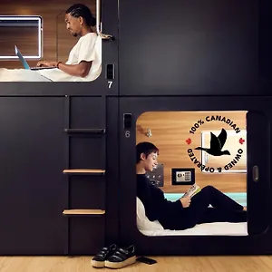 Hostel Pod, Montreal