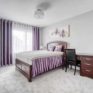 Henia's Ottawa
