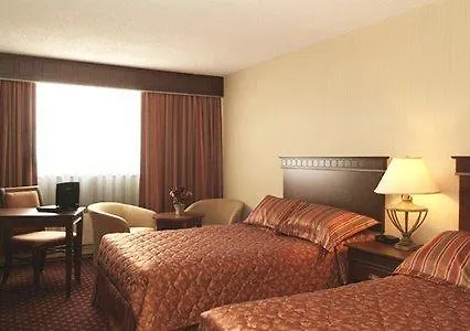 Clarion Hotel & Suites Downtown Montreal 4*,